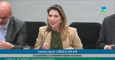 Diretora do Departamento de Transformação Digital e Inovação na Câmara dos Deputados