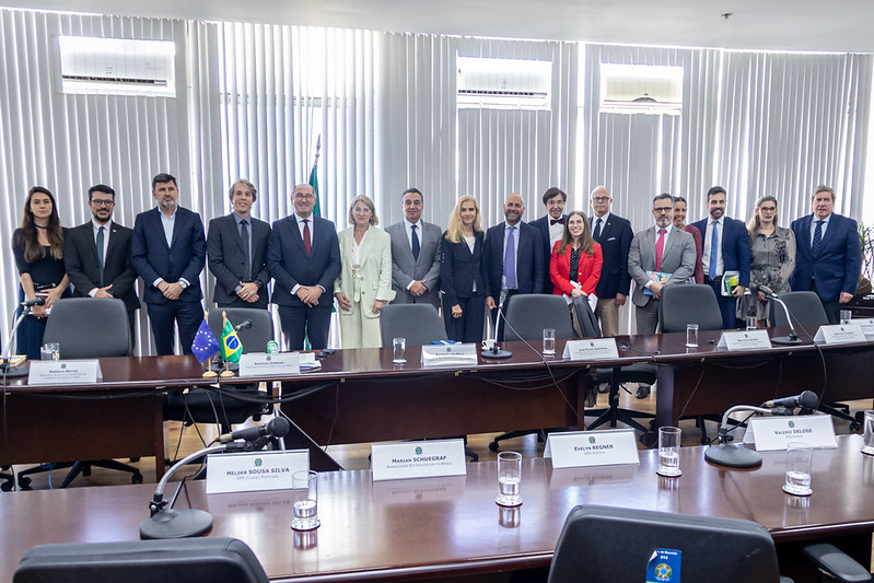 Reunião no MDIC reforça parceria estratégica entre Brasil e UE