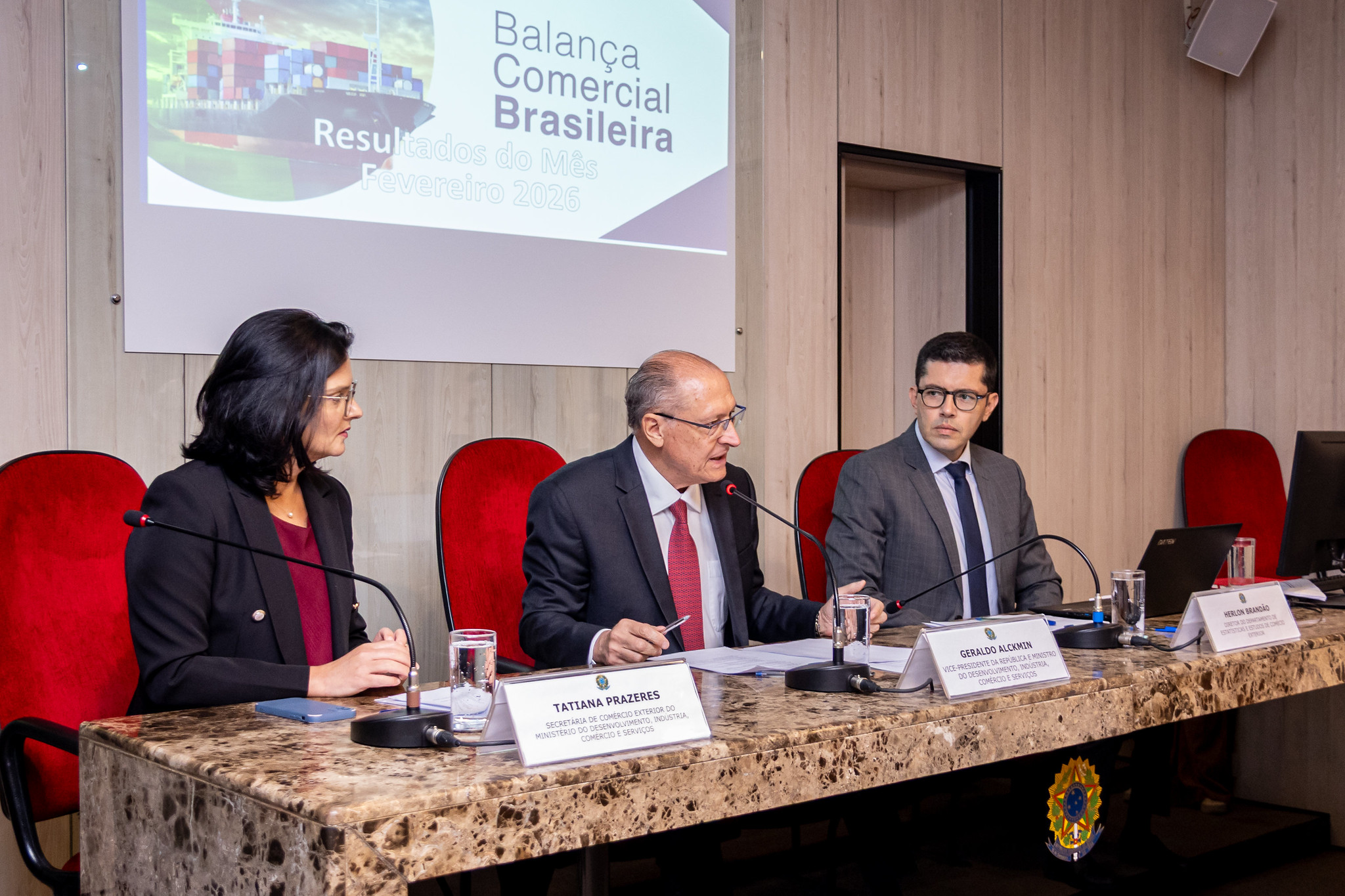 Exportações brasileiras somam US$ 26,3 bilhões em fevereiro