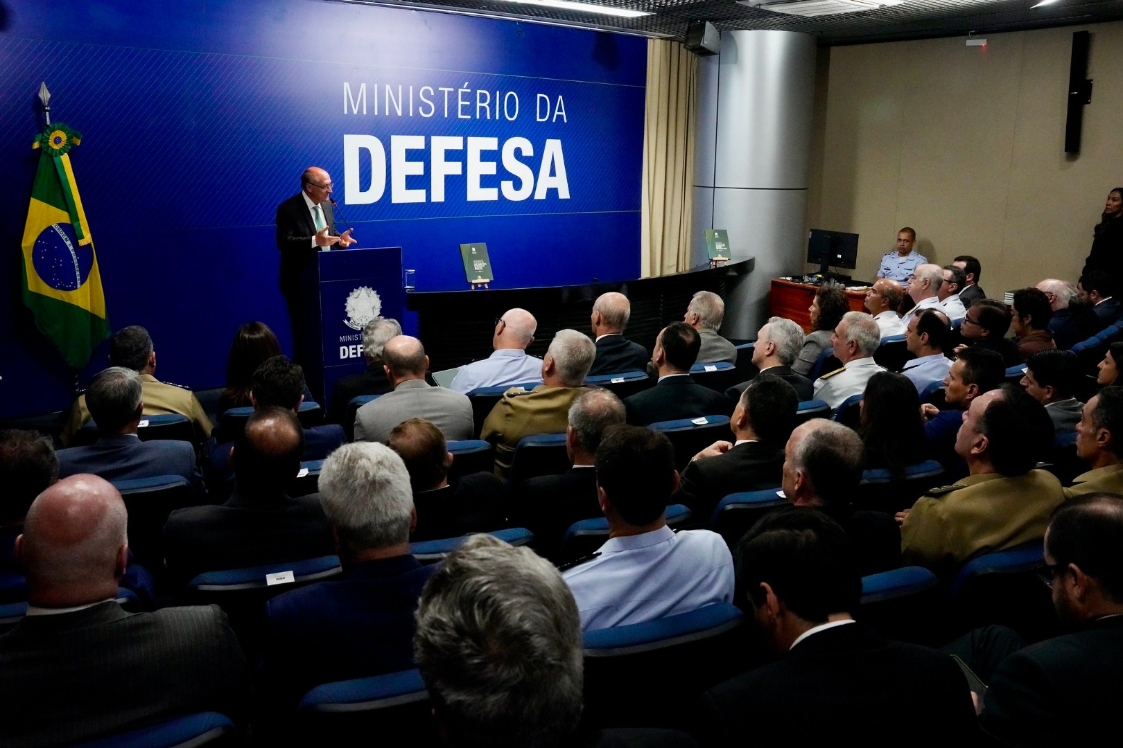 Alckmin destaca soberania e inovação tecnológica em lançamento da Defesa