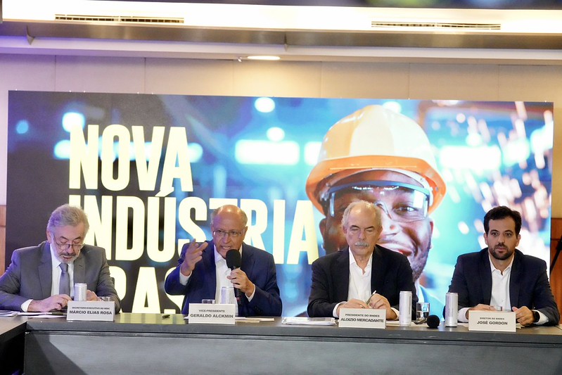 BNDES anuncia mais R$ 70 bi e NIB alcançará R$ 370 bi em quatro anos