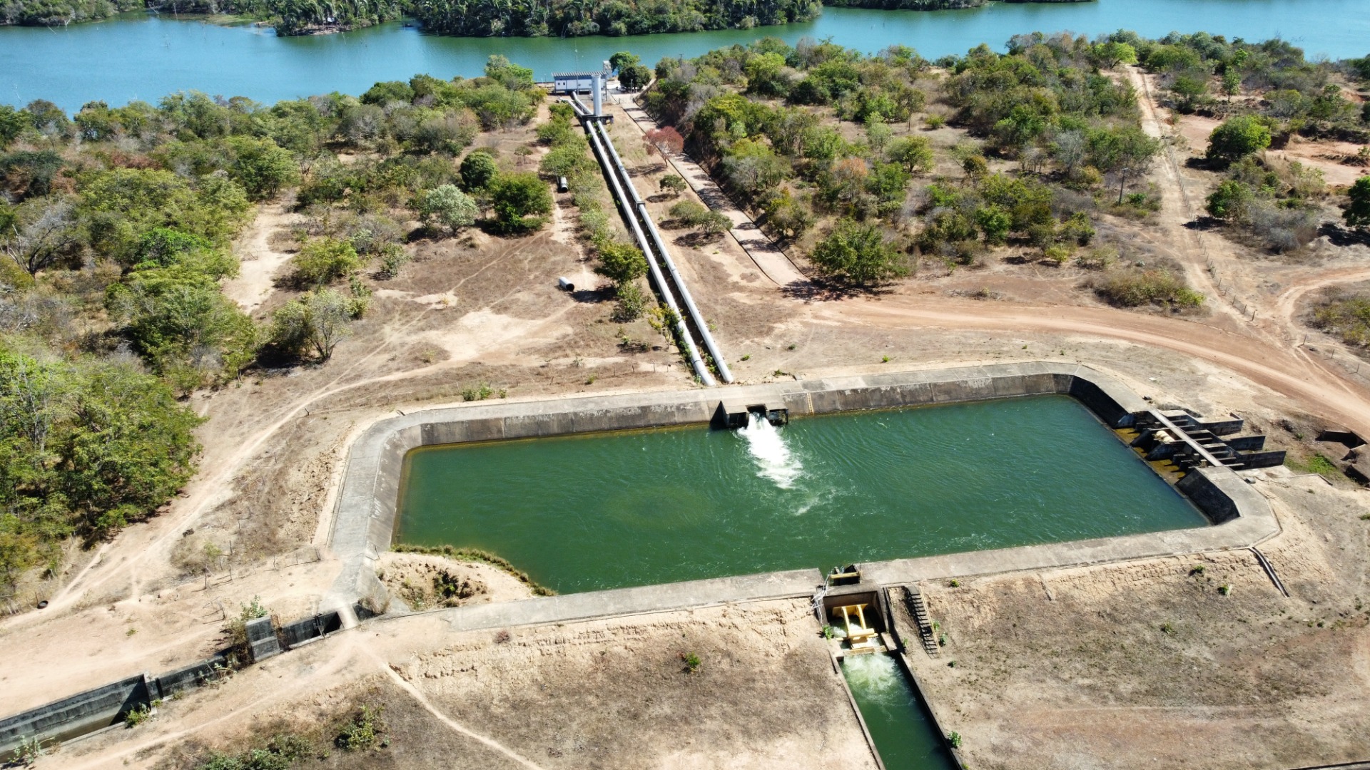 Vista da captação e do reservatório pulmão da Área Sul do PPI Platôs de Guadalupe
