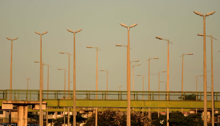 03 06 Iluminação Pública