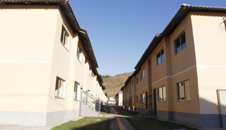 03 08 Habitação Barra do Piraí