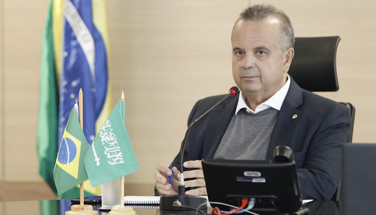 25 05 Ministro Arábia Saudita