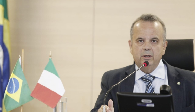 27 05 Reunião Itália