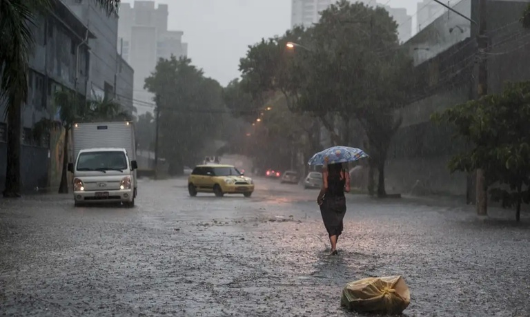 chuva_em_sao_paulo.webp