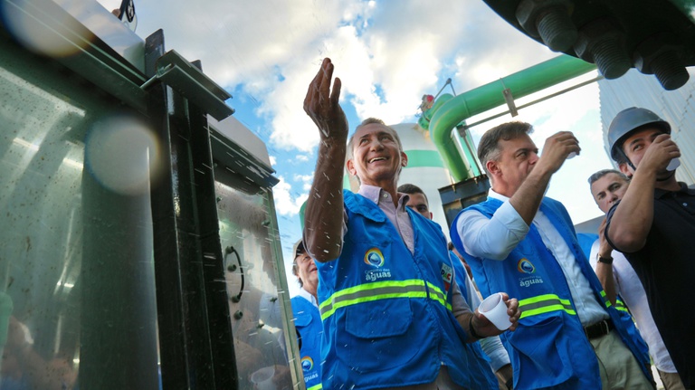Tecnologia e investimento garantem água tratada para nove cidades no sertão central do Ceará