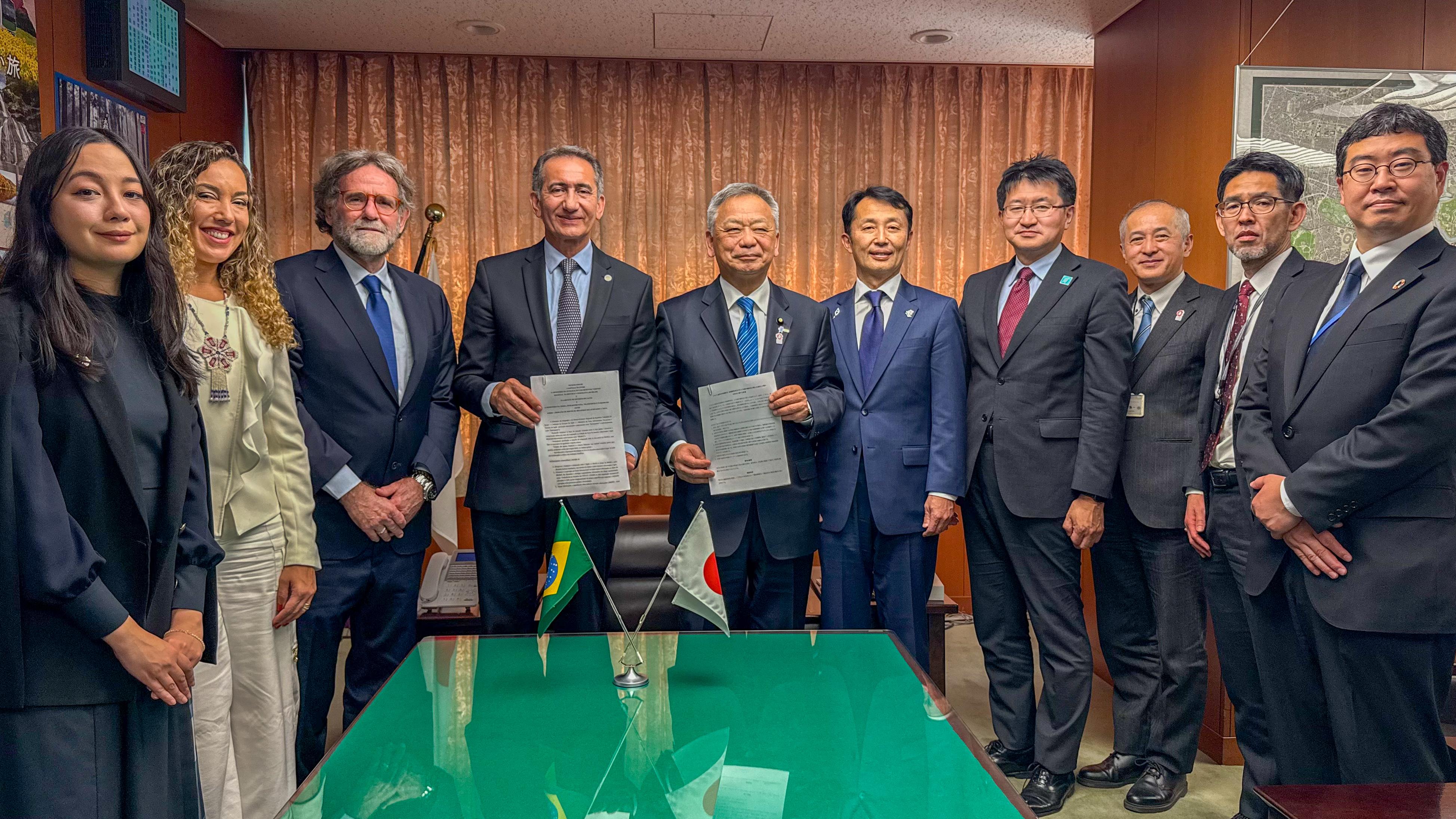 Ministério da Terra2.jpeg