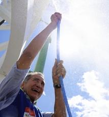 Ministro Agua Mangueira1.JPG