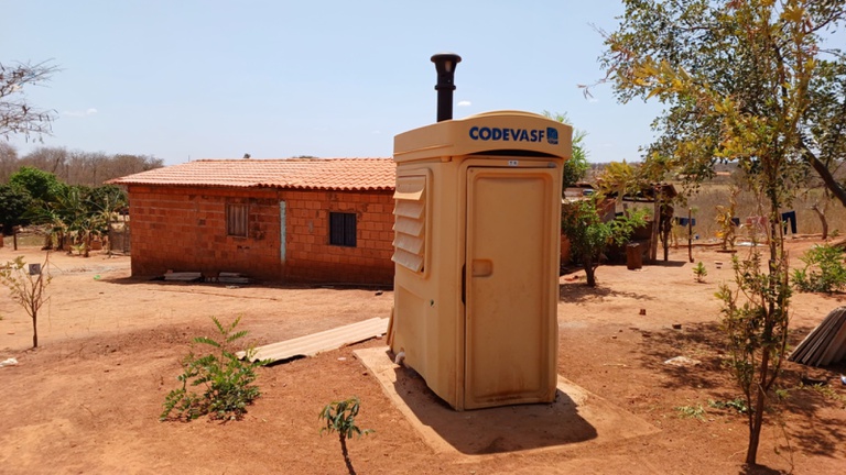 modulo-sanitario-instalado-pela-codevasf-1.jpeg