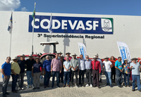 Codevasf repassa maquinário para impulsionar agricultura familiar em Pernambuco