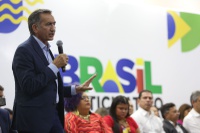 Em Manaus, Waldez Góes destaca importância da participação da sociedade na definição de prioridades para os próximos quatro anos