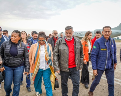 A presença dos ministros é uma demonstração do compromisso do Governo Federal com as pessoas afetadas pelas enchentes