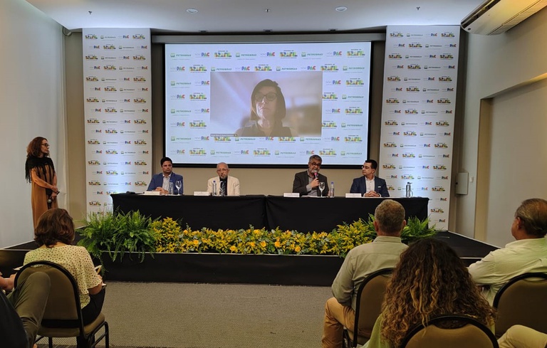 Coletiva_Ampliaçao_Processamento_RNEST_Foto2_Credito_Agencia Petrobras.jpeg