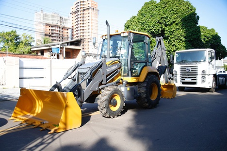 Entre as entregas ao Estado, maquinários e equipamentos fundamentais para a promoção de ações de desenvolvimento da região.