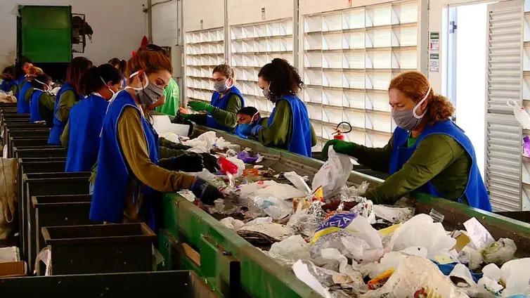 WhatsApp Image 2024-10-14 at 17.38.44 (1).jpeg