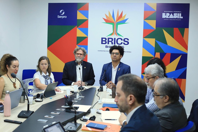 BRICS.JPG