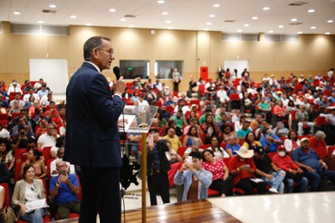 Waldez Góes participou do evento do Projeto Jornada Sociocultural 50 + 50
