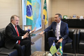 Reunião com o deputado Merlong Solano