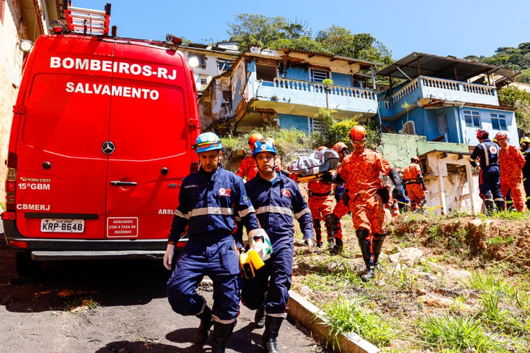 Petropolis 1009 b.jpeg