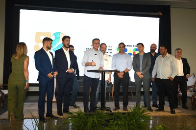 O projeto promoverá o desenvolvimento do Vale do São Francisco e a geração de 84 mil empregos.