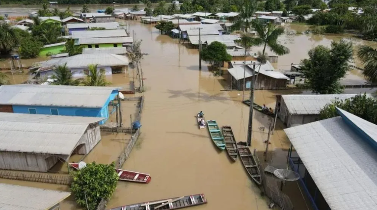 Cheia Amazonas Foto Defesa Civil.png