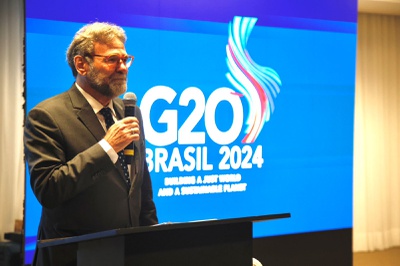 O secretário Wolnei Wolff afirma que é preciso de abordagens inovadoras e integradas para enfrentar os desastres.