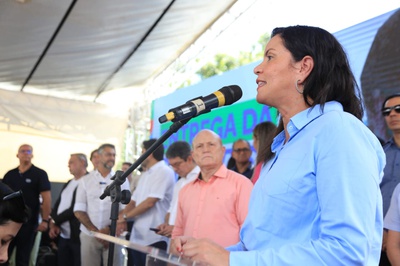 A secretária Adriana Melo ressaltou que é impossível falar em desenvolvimento sem falar em conectividade (Foto: Marcelo Loureiro/divulgação)