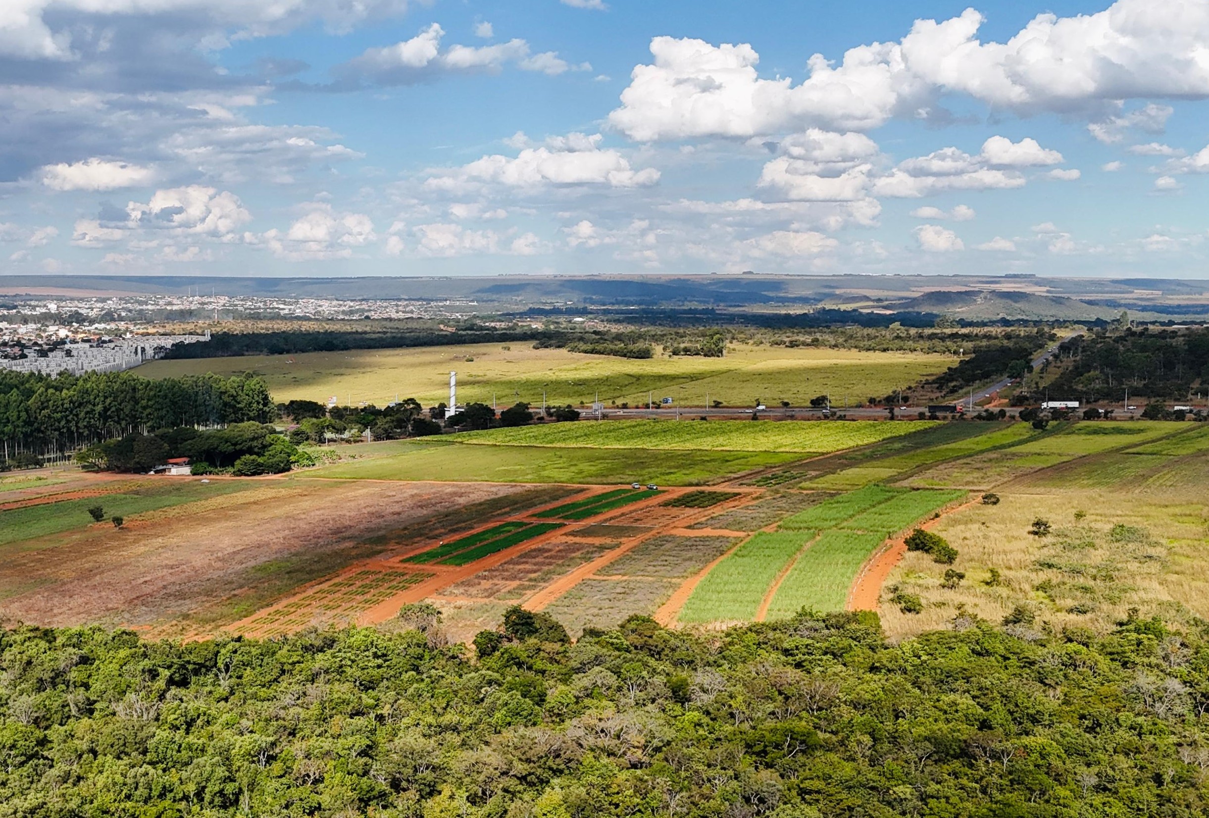 Irrigacao1_EmbrapaCerrados (1).jpeg