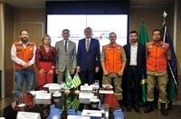 Waldez Góes debate ações para fortalecer resposta a desastres em Goiás e Rio de Janeiro