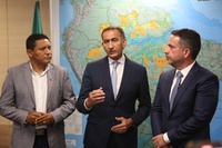 Waldez Góes recebe governador de Alagoas e representantes da Frente Parlamentar de Gestão de Riscos e Desastres