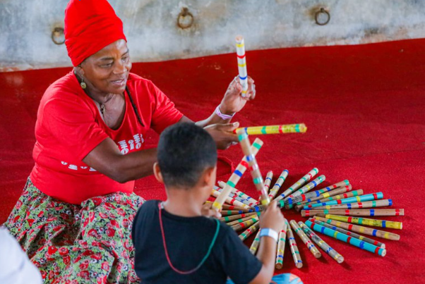Com apoio do MDS, Cuidoteca Erê garante acolhimento às crianças durante Marcha das Mulheres Negras