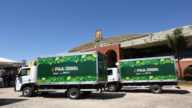 Governo Federal entrega caminhões do PAA e cestas de alimentos pelo Brasil Fraterno, no Tocantins
