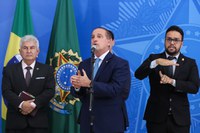 Bolsa Família terá número recorde de 14,3 milhões de beneficiados em abril