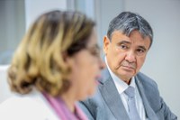 Acordo entre MDS e Ministério das Mulheres vai promover capacitação para mulheres em superação da dependência química