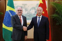 Brasil e China aprofundam trabalho conjunto de combate à fome e à pobreza