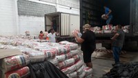 Cestas de alimentos são entregues a municípios pernambucanos em estado de calamidade