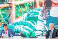 Com a meta de tirar o Brasil do Mapa da Fome, presidente Lula regulamenta cozinhas solidárias e nova cesta básica