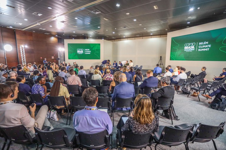 WhatsApp Image 2025-11-10 at 16.03.17 (2).jpeg