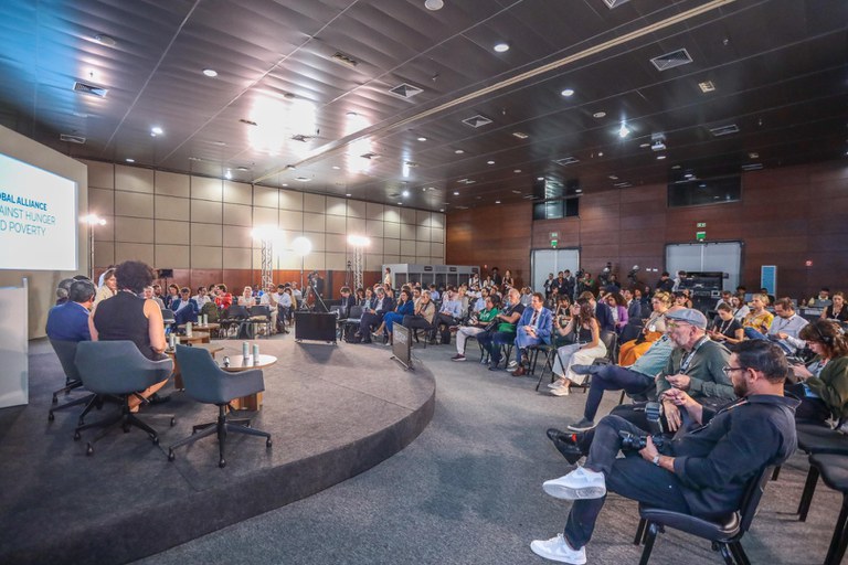 WhatsApp Image 2025-11-10 at 16.03.17 (3).jpeg