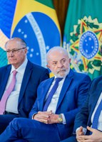 Compras públicas vão proteger exportadores de alimentos perecíveis impactados pelo "tarifaço" dos EUA