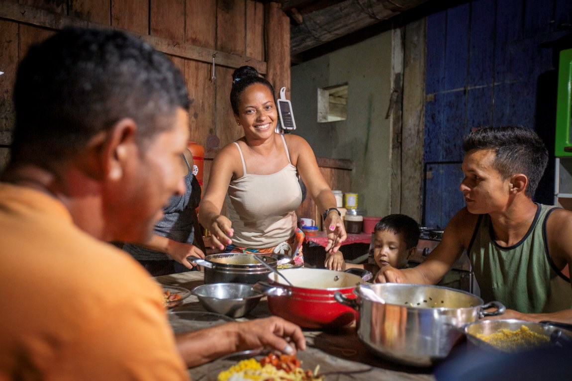 Saída do Mapa da Fome, menores índices de pobreza, inclusão socioeconômica, fortalecimento do SUAS e do Sisan, modernização do Cadastro Único, protagonismo na agenda internacional de segurança alimentar e Plano de Cuidados são alguns destaques