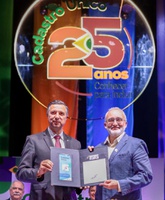 Correios lançam selo comemorativo dos 25 anos do Cadastro Único