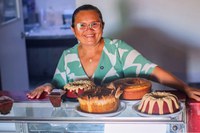 Do bolo no pote à confeitaria profissional, um sonho transformado com o Programa Acredita