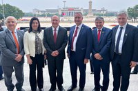 Governo brasileiro expande parcerias com Banco Asiático de Investimento em Infraestrutura