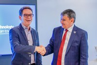 Mais empregos para inscritos no CadÚnico: MDS firma acordo com Atento