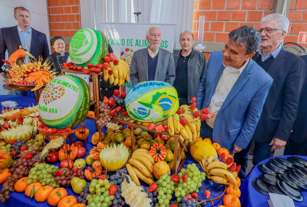 No Dia Mundial da Alimentação, Prefeitura de Curitiba reafirma compromisso  contra a fome - Prefeitura de Curitiba