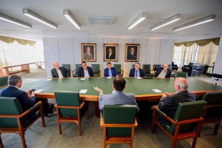 WhatsApp Image 2023-11-27 at 16.08.42 (4).jpeg