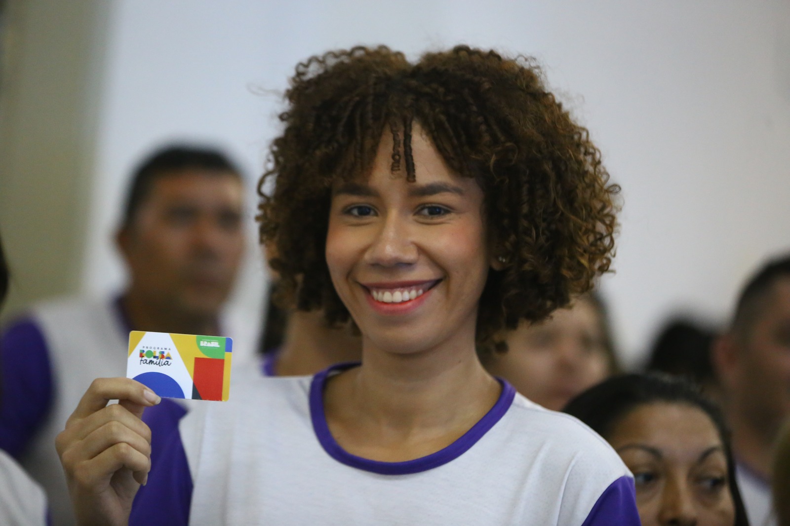 Determinado pelo dígito final do Número de Identificação Social (NIS), repasse do recurso terá início em 18 de janeiro. Última parcela do ano será paga em 23 de dezembro